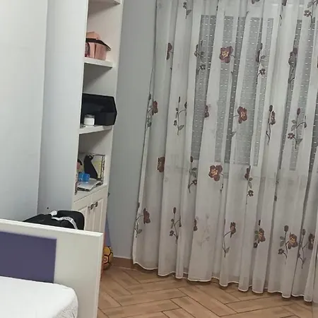 Apartment Comfy Tirana